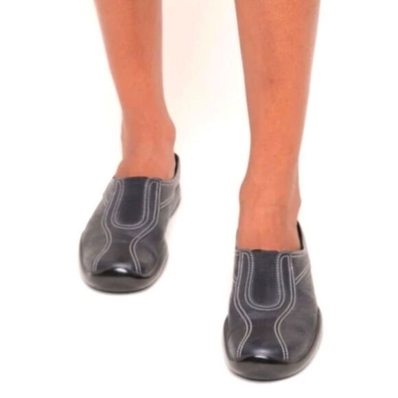 NATURAL SOUL BY NATURALIZER LEATHER UPPER SLIP-ON WOMEN"S FLAT SHOE - Picture 1 of 14
